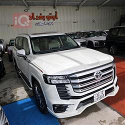 تۆیۆتا لاند کروزەر